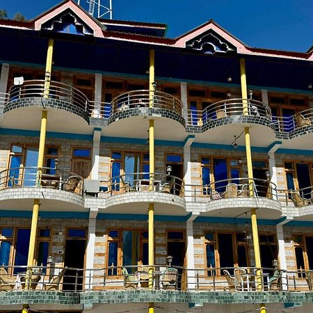 Hotel 19 Tosh Zewnętrze zdjęcie