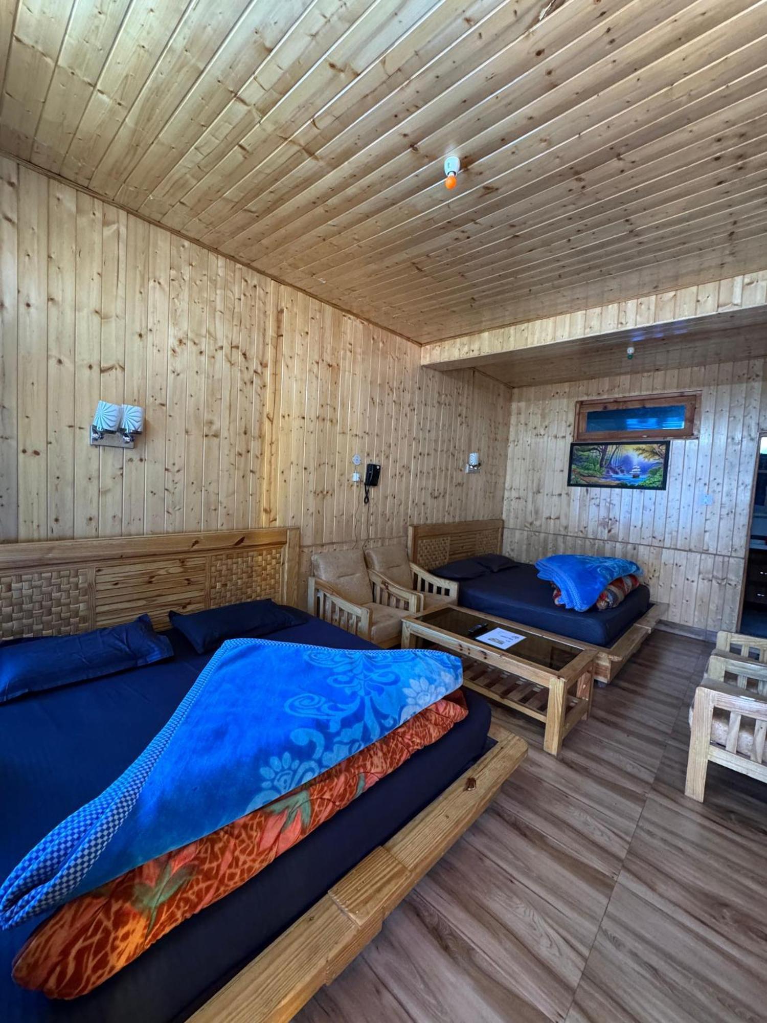 Hotel 19 Tosh Zewnętrze zdjęcie