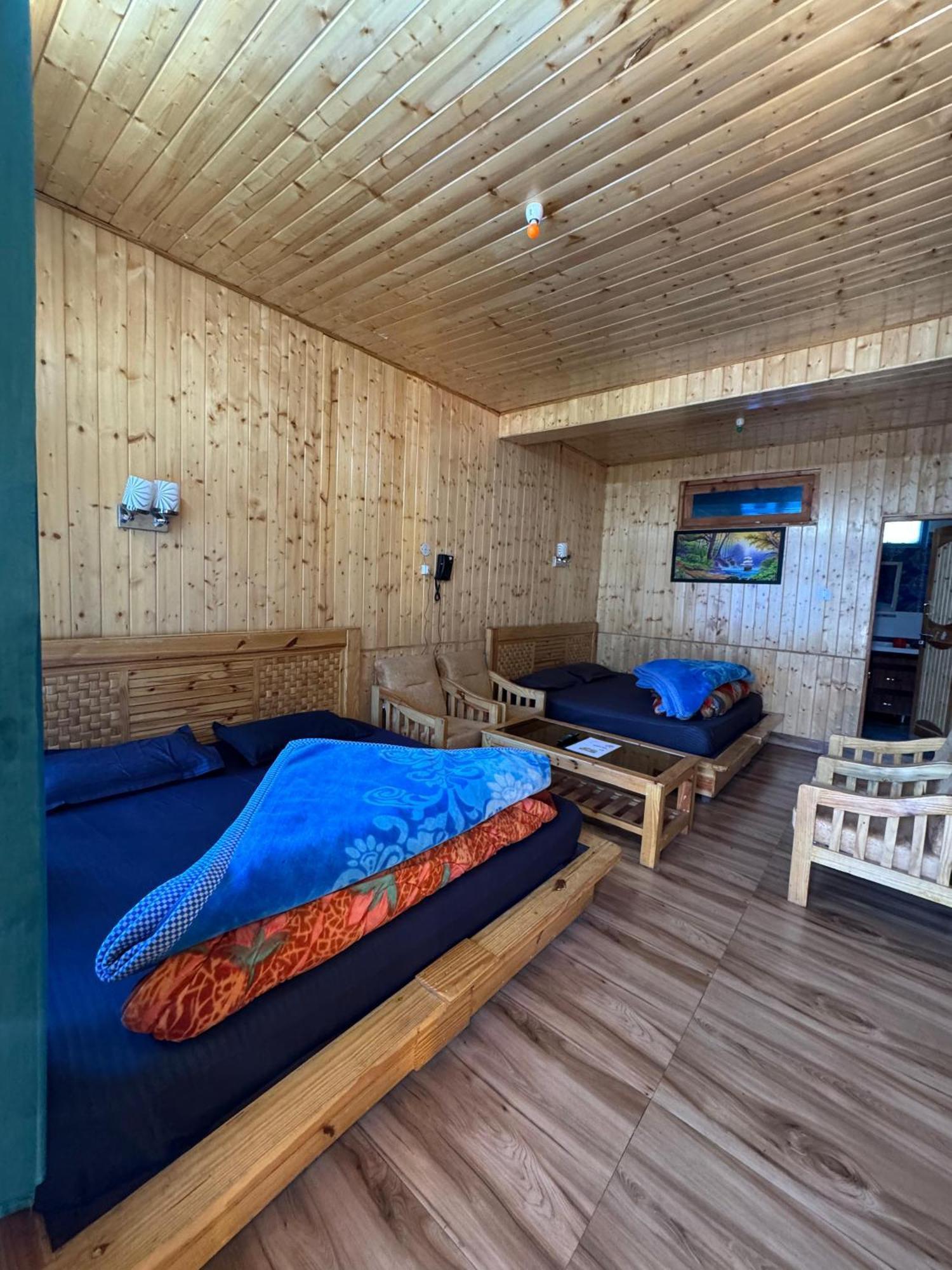 Hotel 19 Tosh Zewnętrze zdjęcie