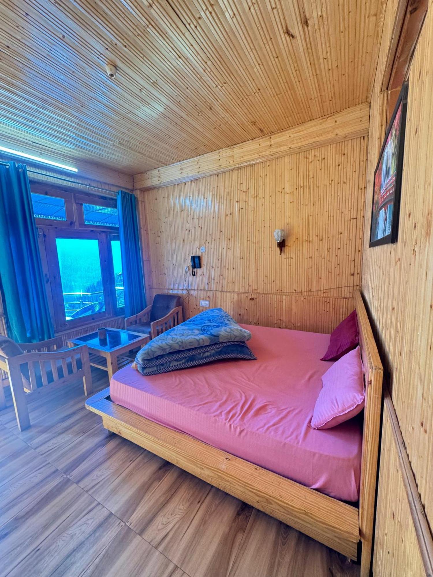 Hotel 19 Tosh Zewnętrze zdjęcie